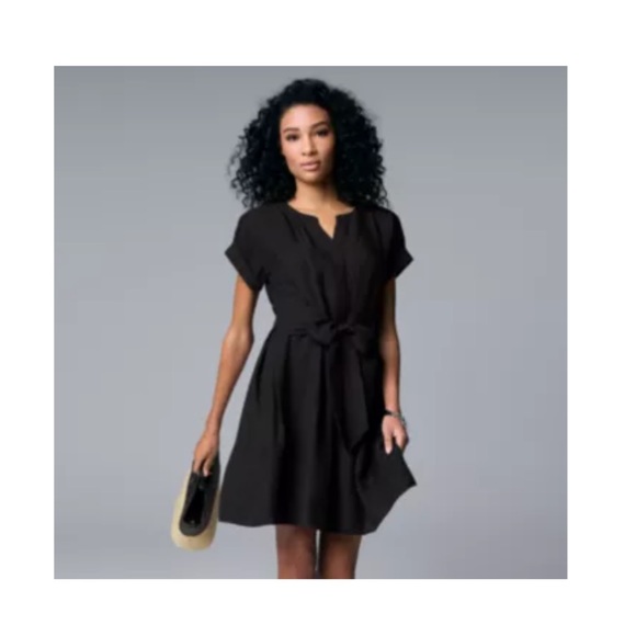 Vera Wang Dresses & Skirts - Vera Wang crepe dress